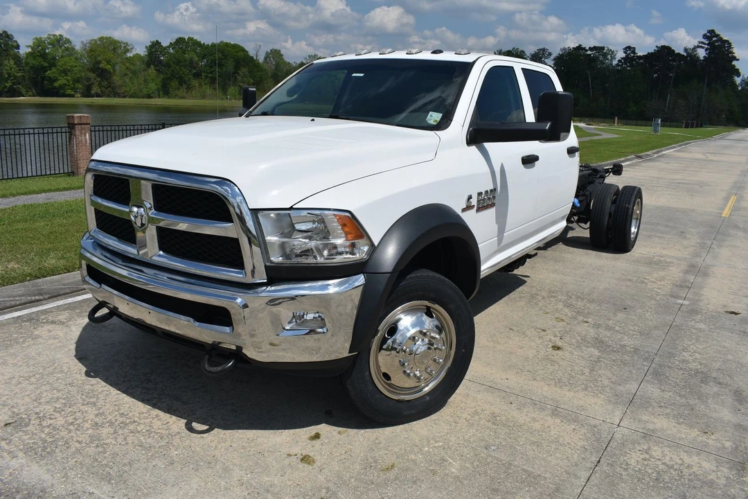 2018 Ram Heavy Duty - Image 2 of 19