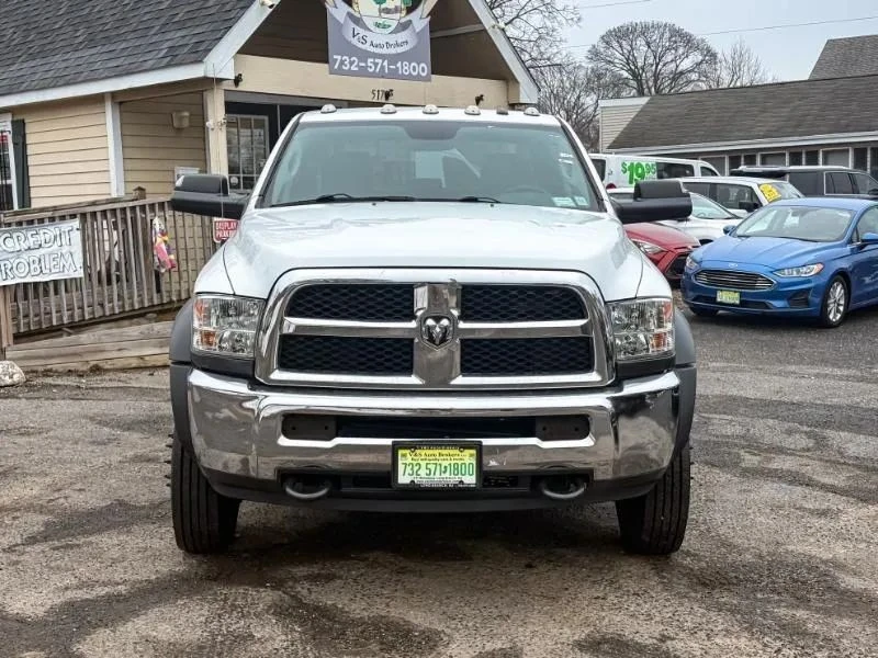 2018 Ram 4500 & 5500 - Image 2 of 12