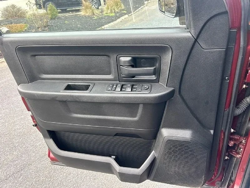 2018 Ram 4500 & 5500 - Image 11 of 12