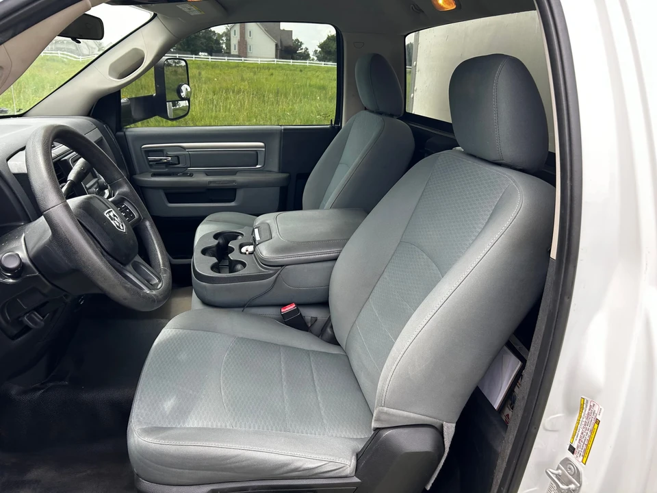 2018 Ram 4500 & 5500 - Image 24 of 31