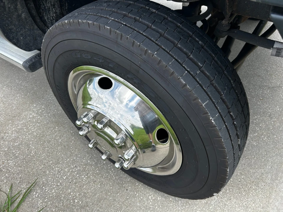 2018 Ram 4500 & 5500 - Image 16 of 31