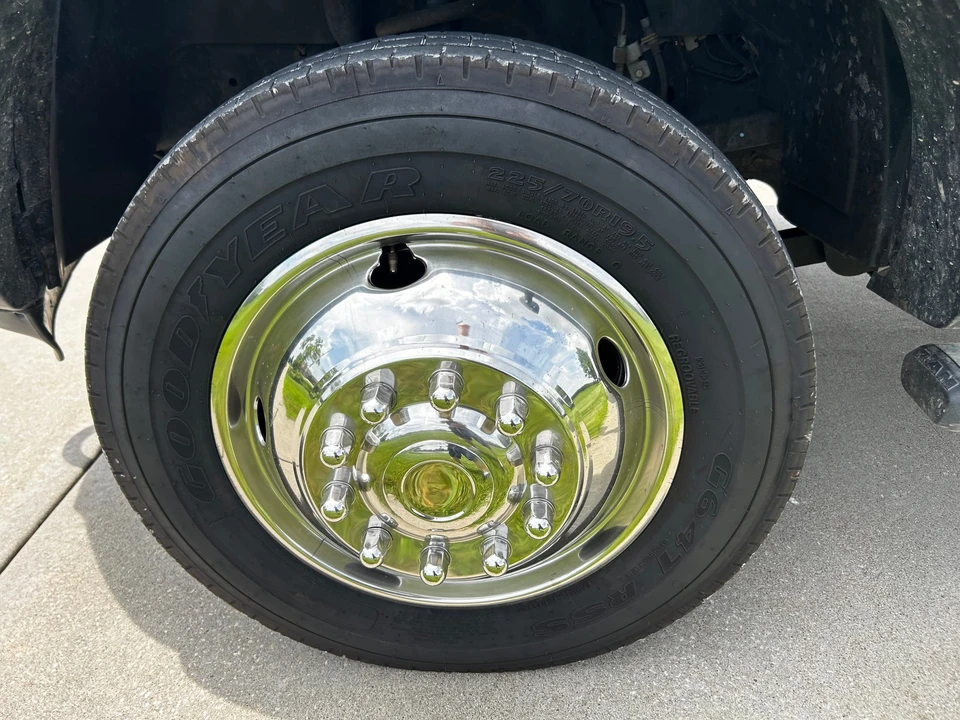 2018 Ram 4500 & 5500 - Image 15 of 31