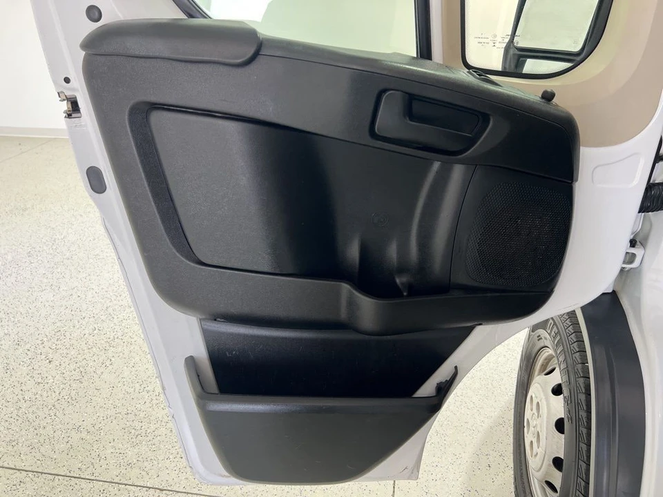2018 Ram ProMaster - Image 18 of 28