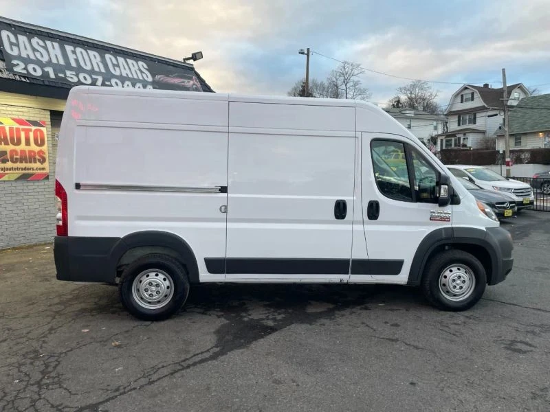 2018 Ram ProMaster - Image 9 of 12
