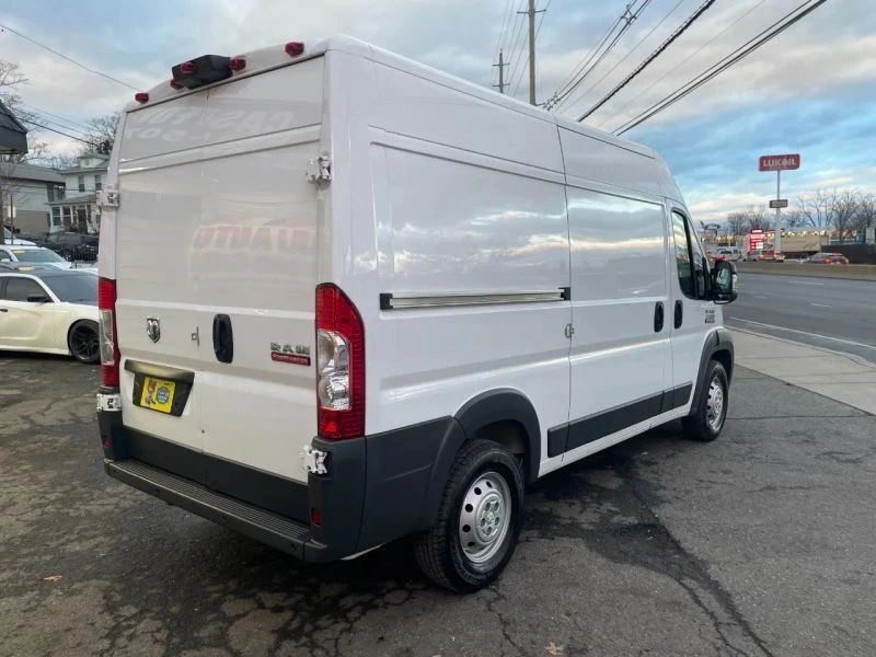 2018 Ram ProMaster - Image 8 of 12