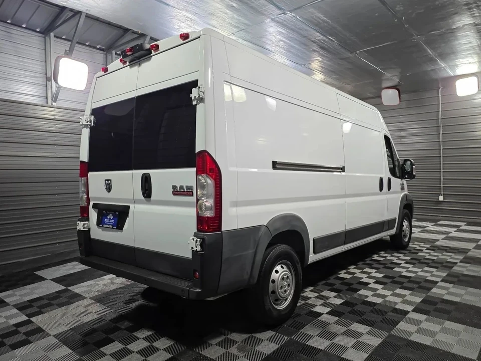 2018 Ram ProMaster - Image 5 of 12