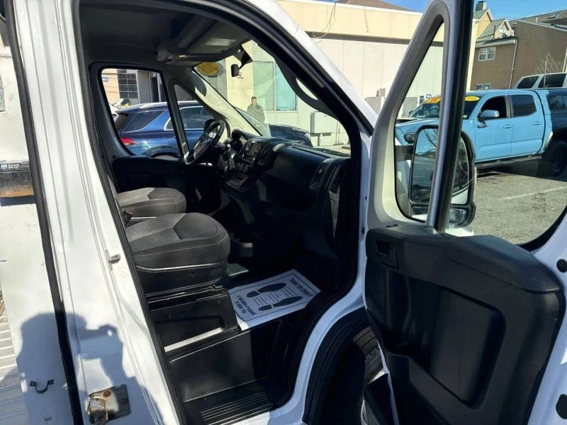 2018 Ram ProMaster - Image 6 of 11