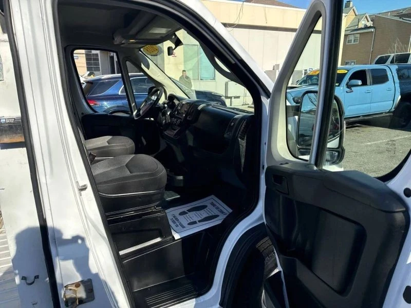 2018 Ram ProMaster - Image 6 of 11