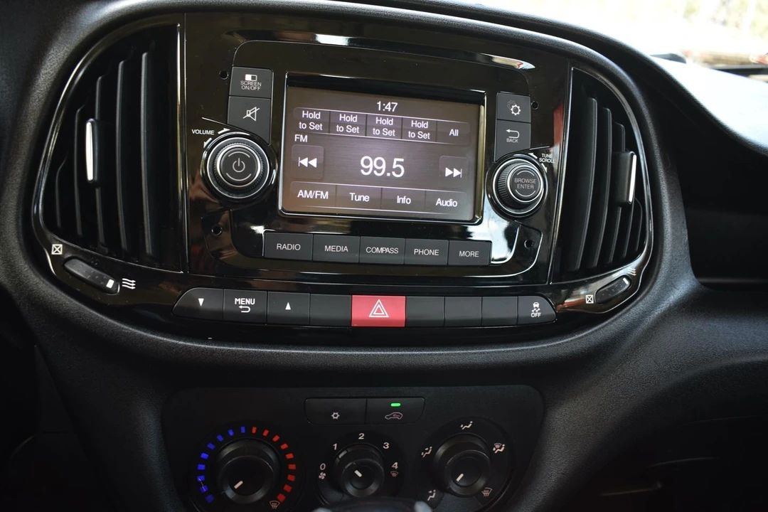 2018 Ram ProMaster - Image 13 of 21