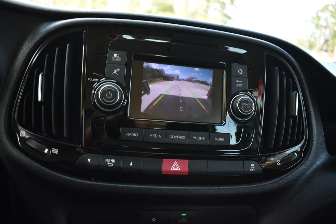 2018 Ram ProMaster - Image 14 of 21