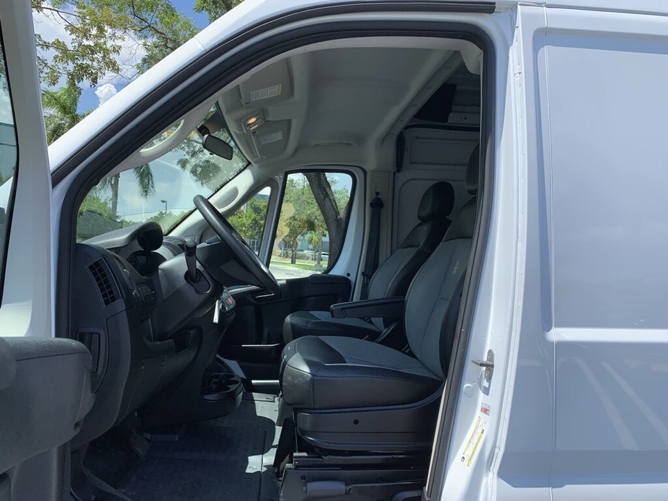 2018 Ram ProMaster - Image 5 of 12