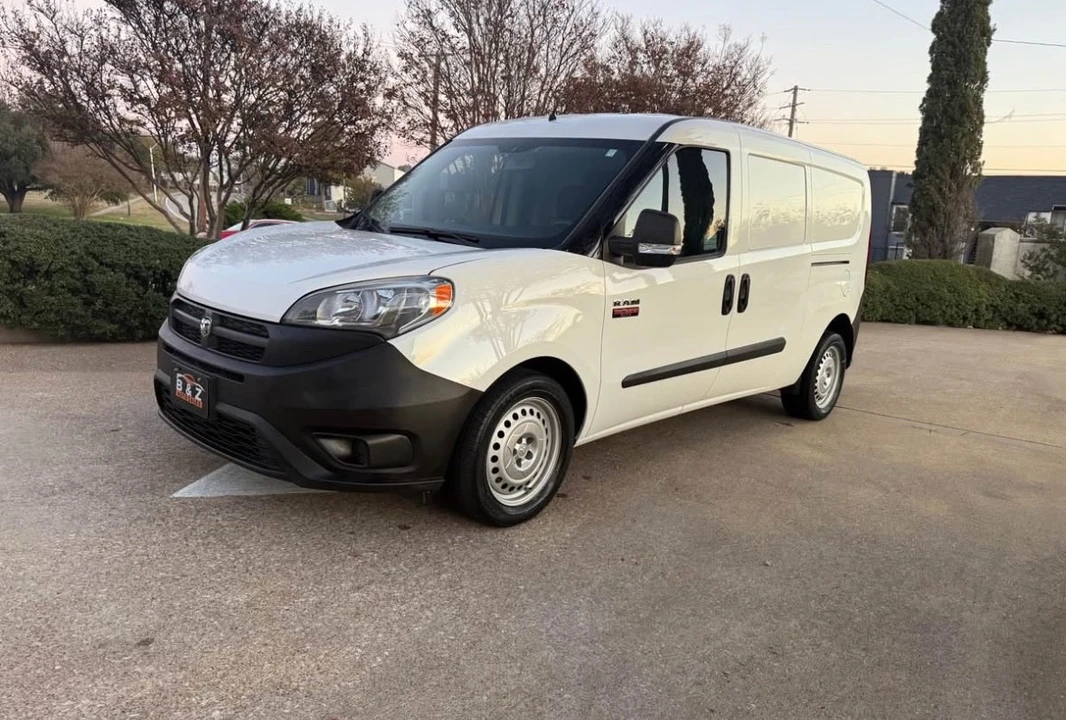 2018 Ram ProMaster - Image 2 of 15