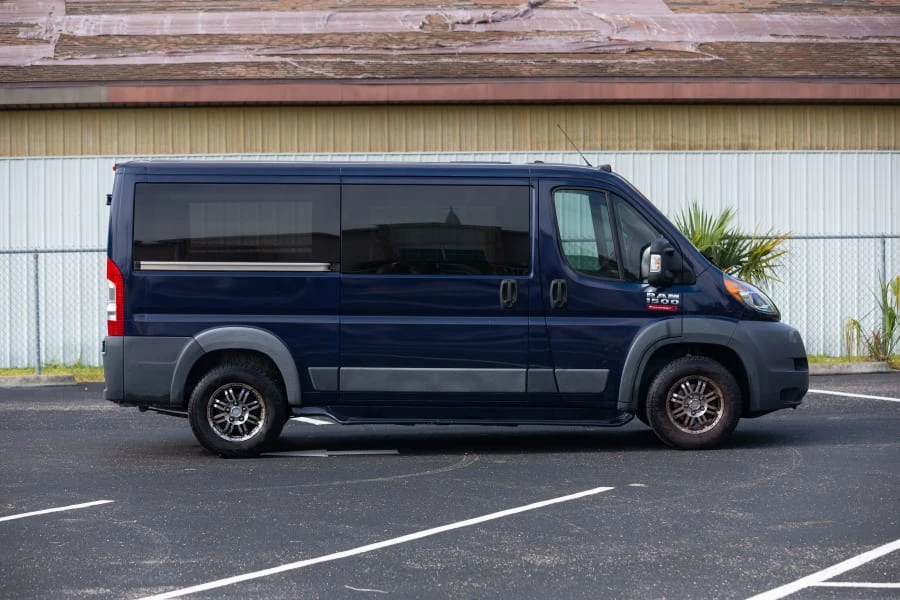 2018 Ram ProMaster - Image 2 of 19