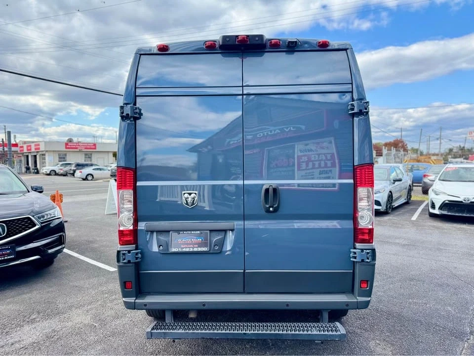 2018 Ram ProMaster - Image 8 of 17