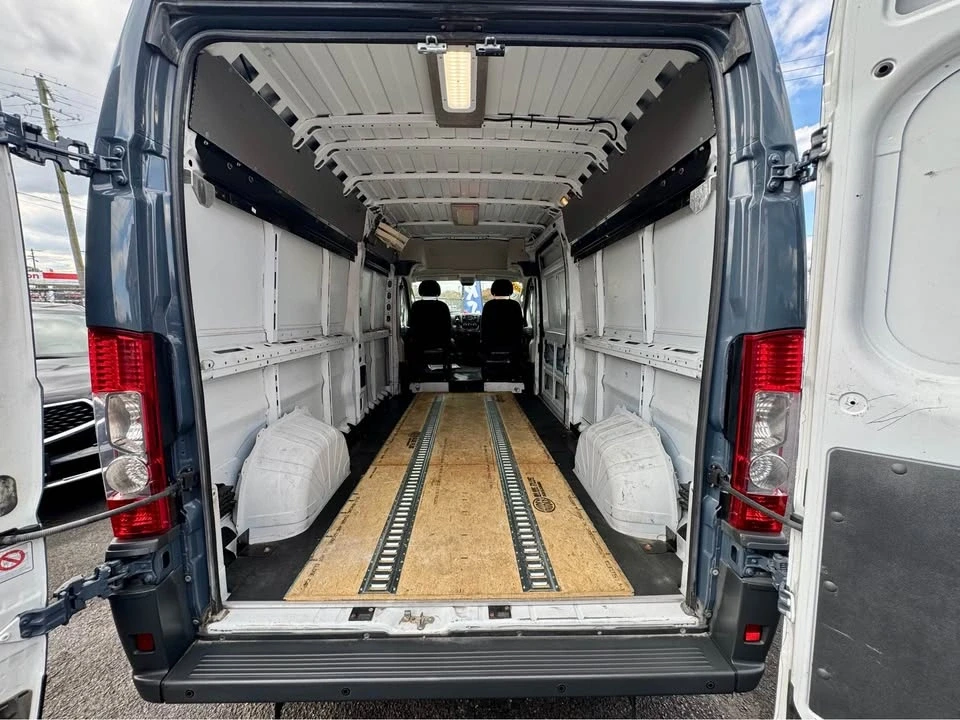 2018 Ram ProMaster - Image 10 of 17
