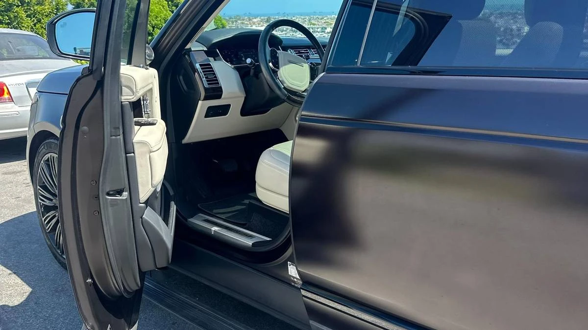 2018 Land Rover Range Rover L405 - Image 11 of 15