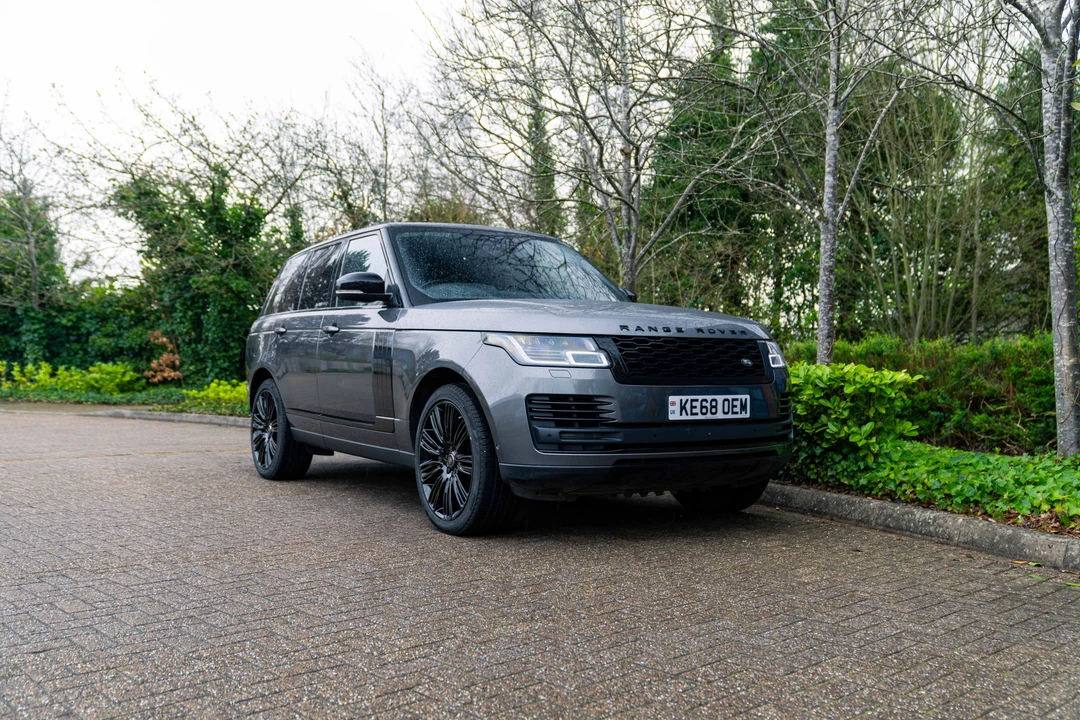2018 Land Rover Range Rover L405 - Image 9 of 31