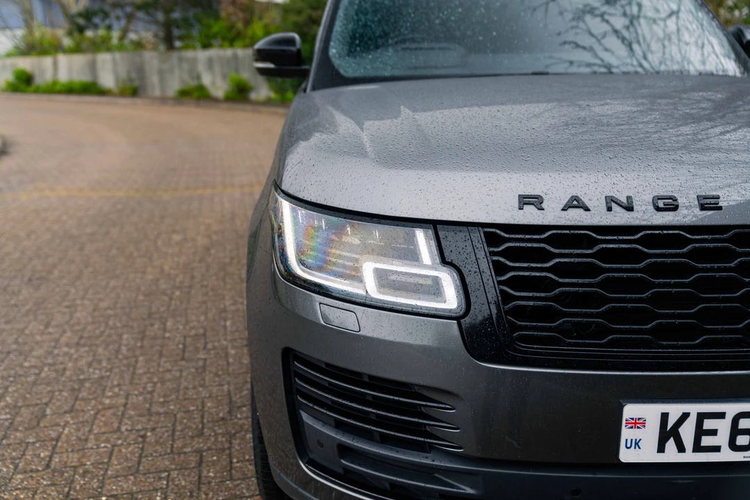2018 Land Rover Range Rover L405 - Image 11 of 31