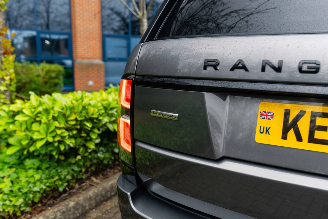 2018 Land Rover Range Rover L405 - Image 19 of 31