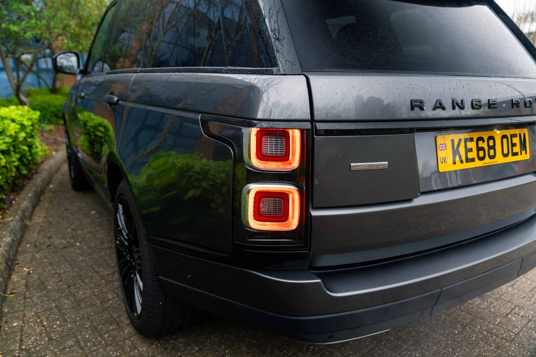 2018 Land Rover Range Rover L405 - Image 20 of 31