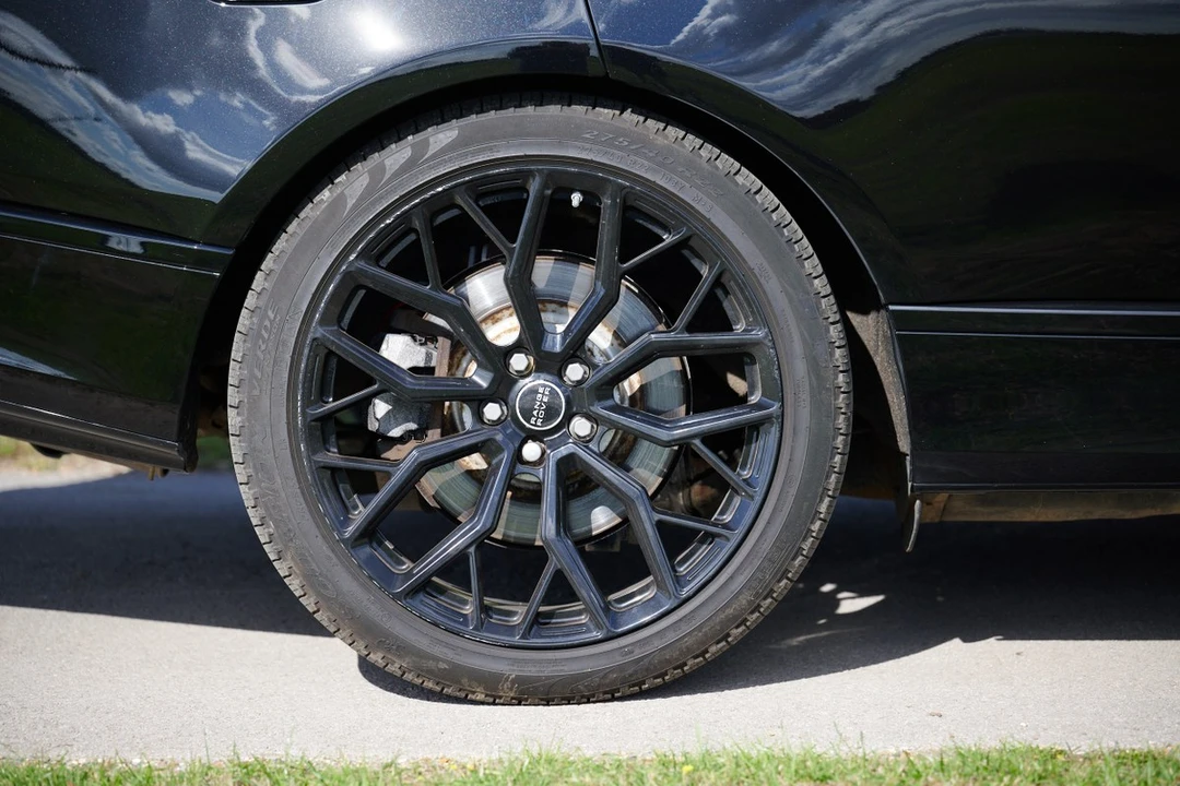 2018 Land Rover Range Rover L405 - Image 23 of 30