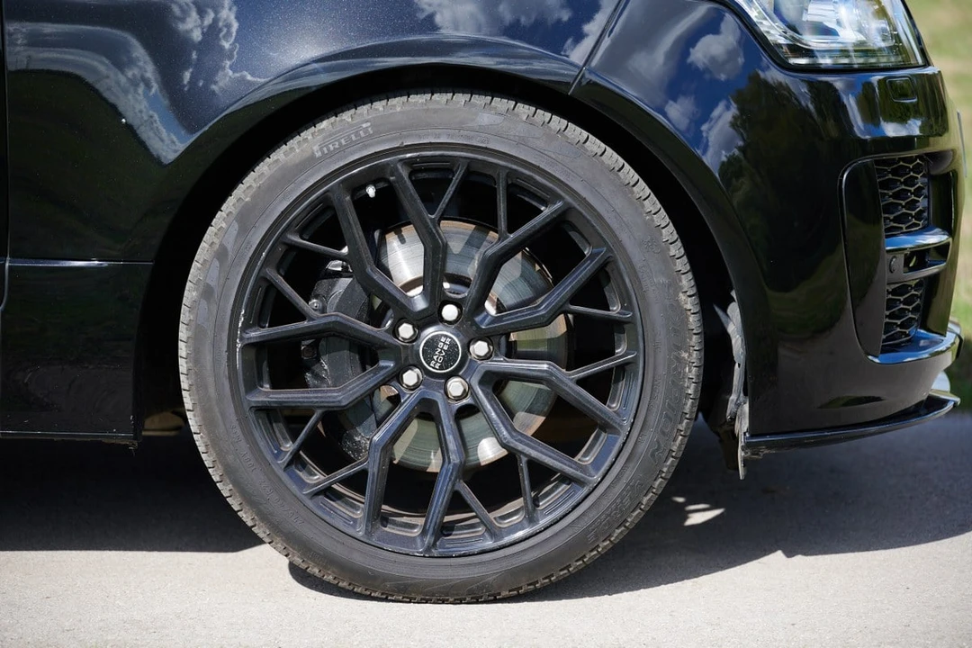 2018 Land Rover Range Rover L405 - Image 24 of 30