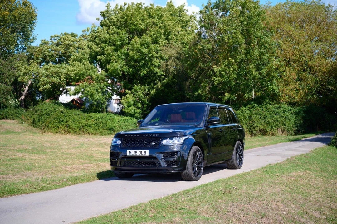 2018 Land Rover Range Rover L405 - Image 2 of 30