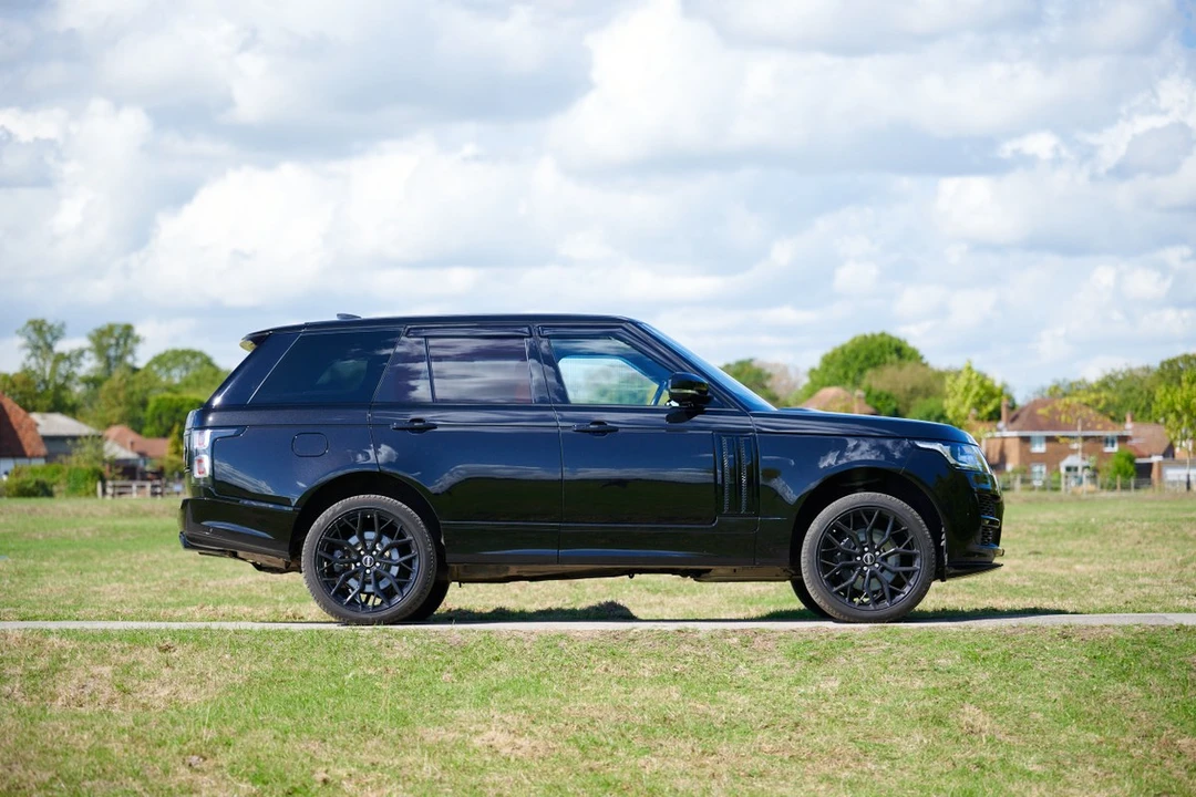 2018 Land Rover Range Rover L405 - Image 16 of 30