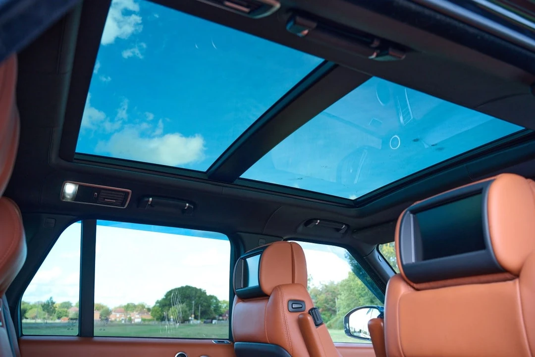 2018 Land Rover Range Rover L405 - Image 28 of 30