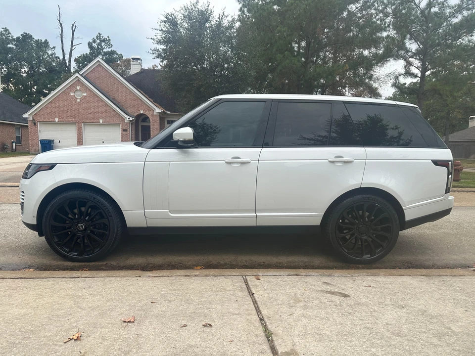 2018 Land Rover Range Rover L405 - Image 9 of 31