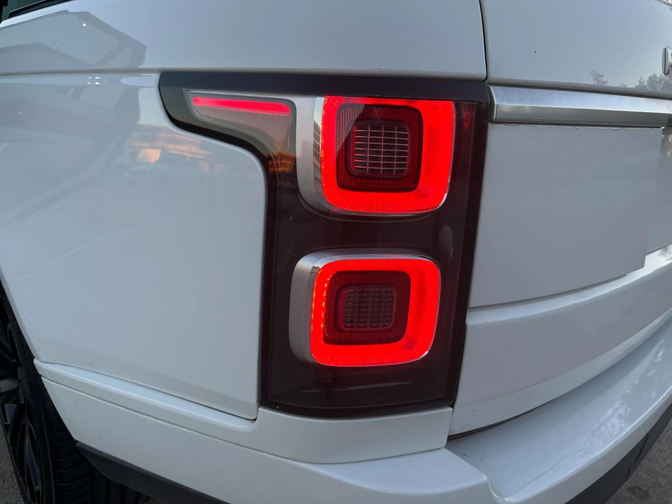 2018 Land Rover Range Rover L405 - Image 30 of 31