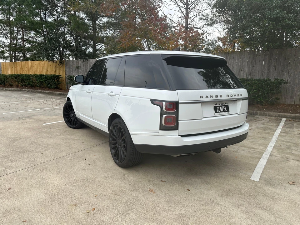 2018 Land Rover Range Rover L405 - Image 14 of 31