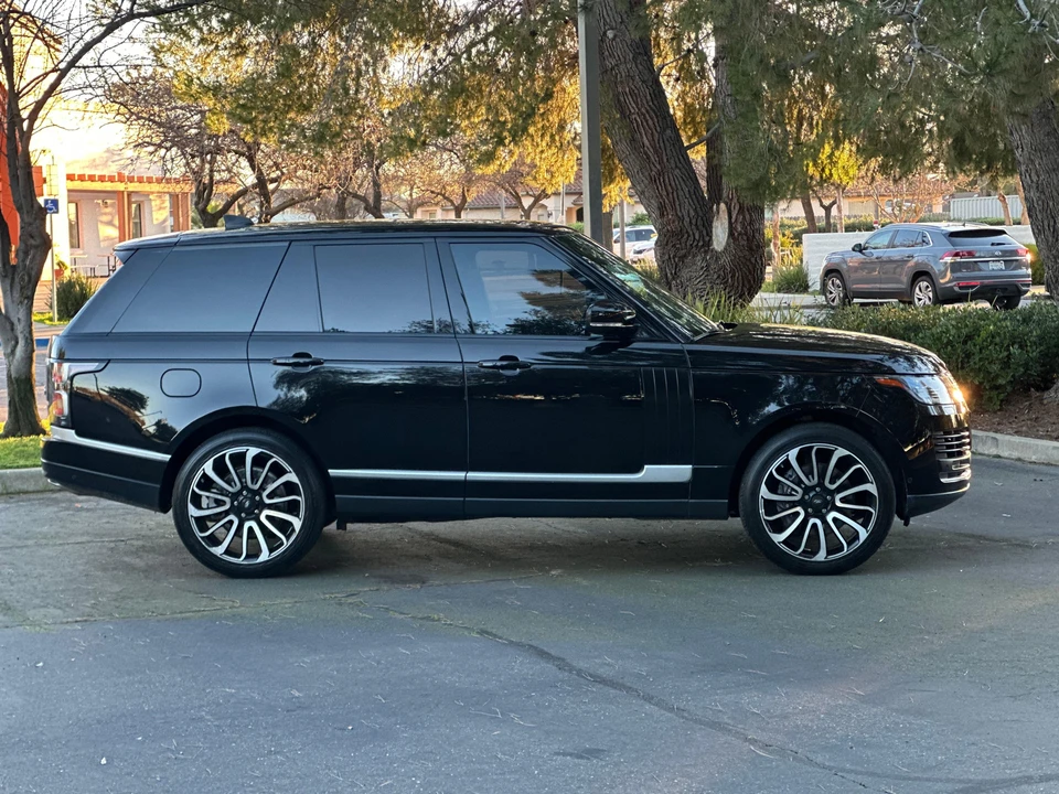 2018 Land Rover Range Rover L405 - Image 13 of 31