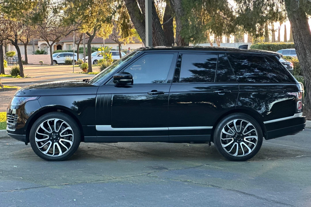 2018 Land Rover Range Rover L405 - Image 3 of 31