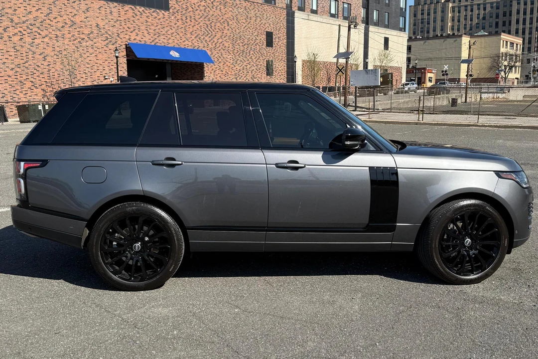 2018 Land Rover Range Rover L405 - Image 3 of 31