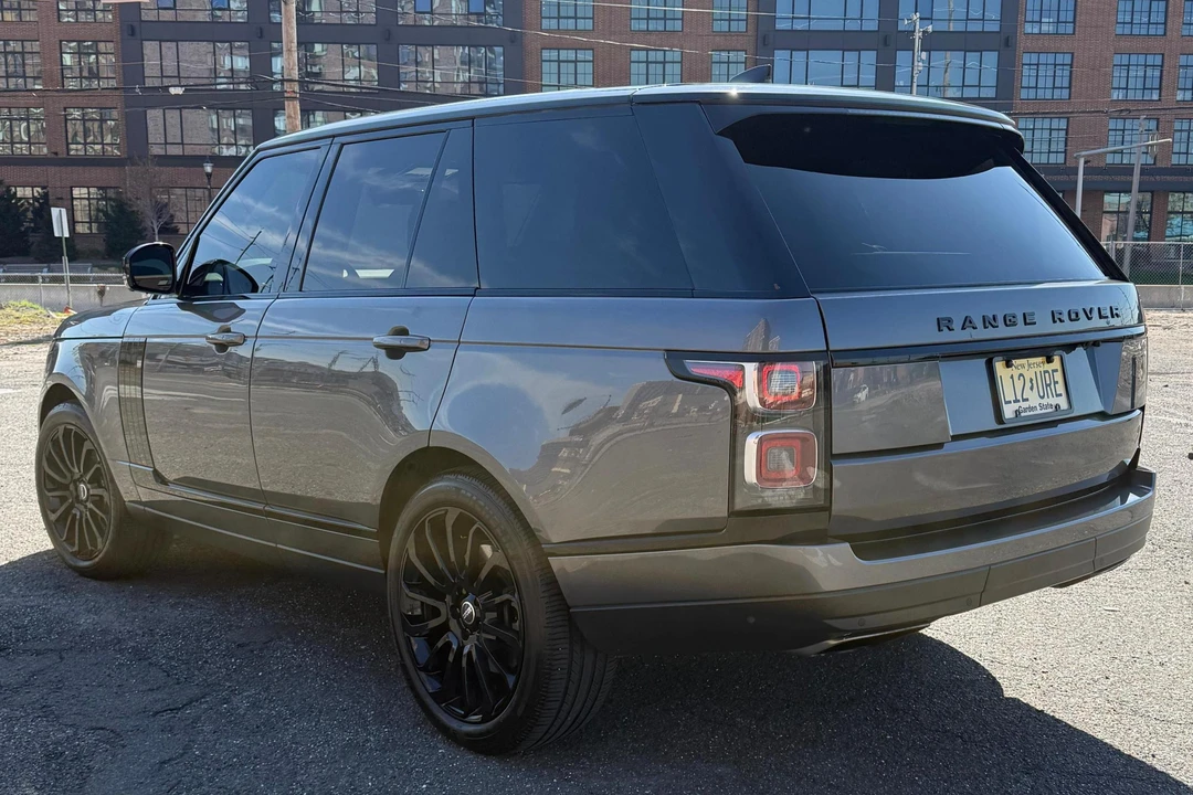 2018 Land Rover Range Rover L405 - Image 4 of 31