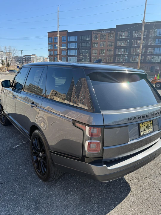 2018 Land Rover Range Rover L405 - Image 15 of 31