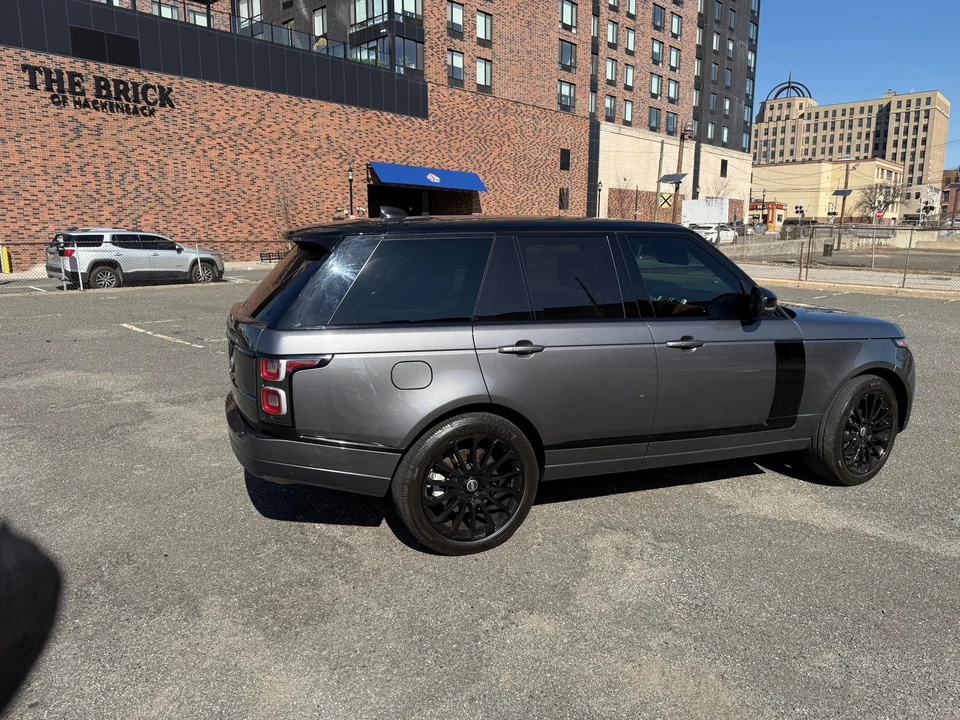 2018 Land Rover Range Rover L405 - Image 18 of 31