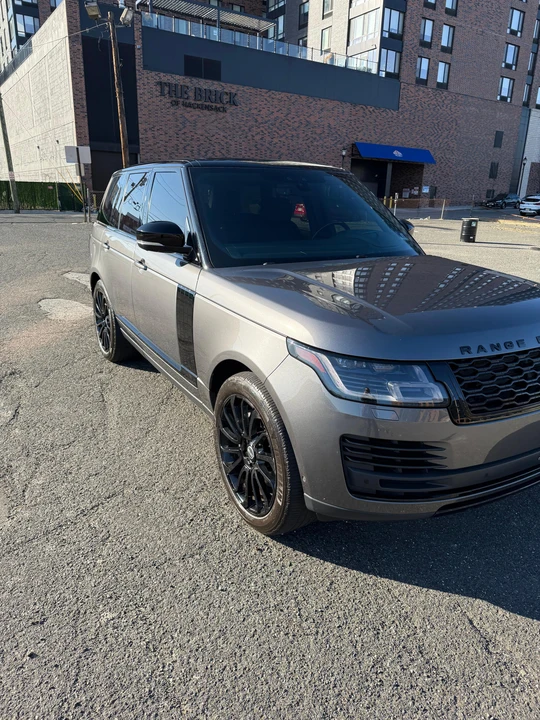 2018 Land Rover Range Rover L405 - Image 19 of 31