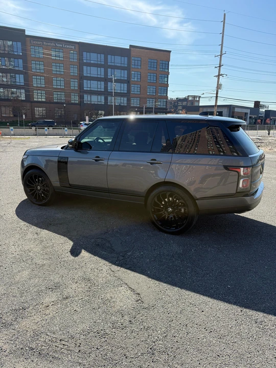 2018 Land Rover Range Rover L405 - Image 13 of 31