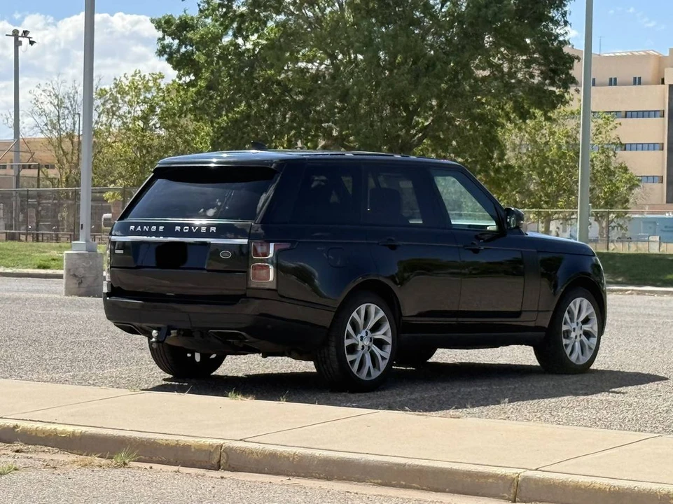2018 Land Rover Range Rover L405 - Image 9 of 14