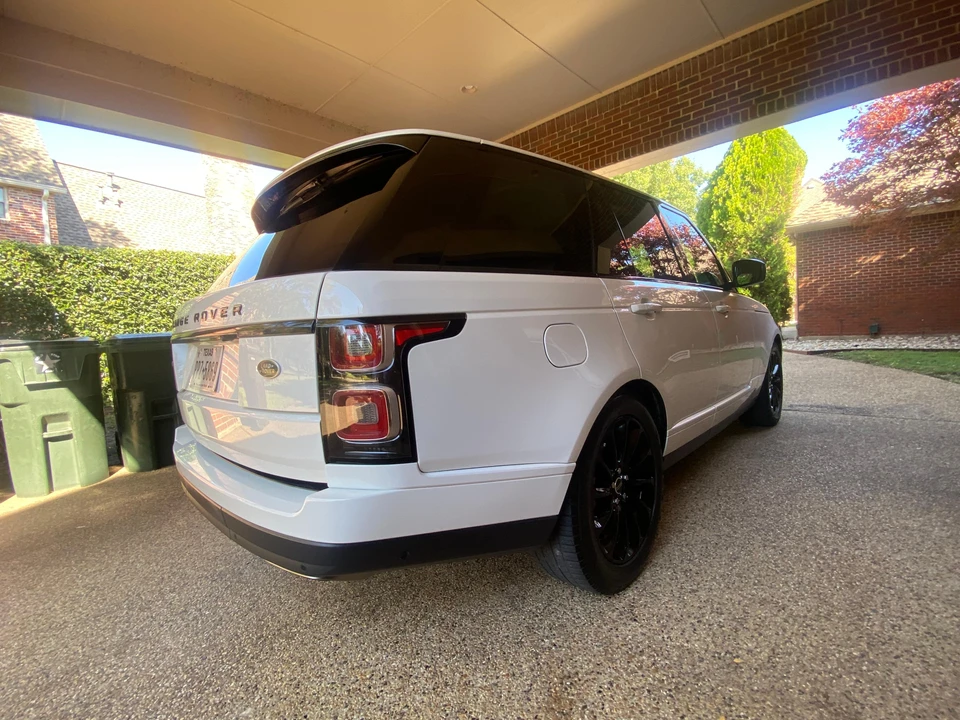 2018 Land Rover Range Rover L405 - Image 25 of 31