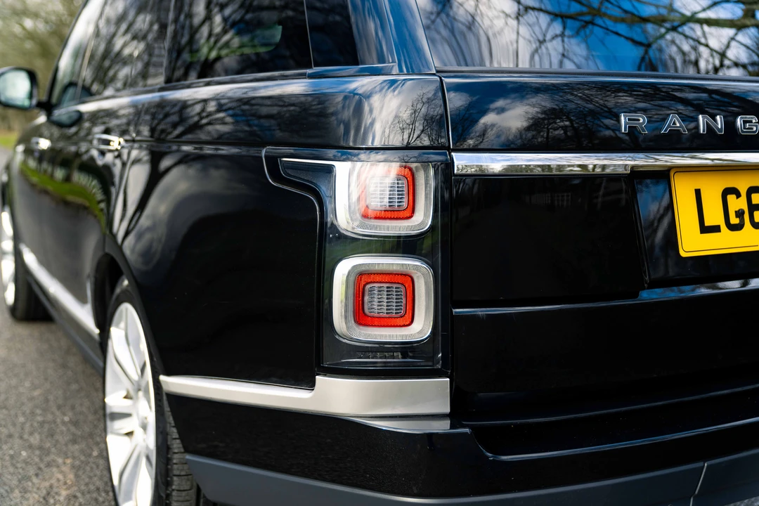 2018 Land Rover Range Rover L405 - Image 21 of 31