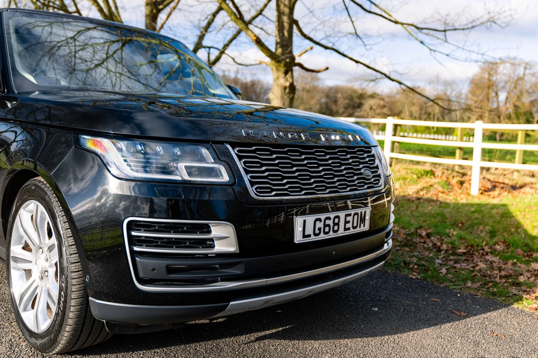 2018 Land Rover Range Rover L405 - Image 13 of 31
