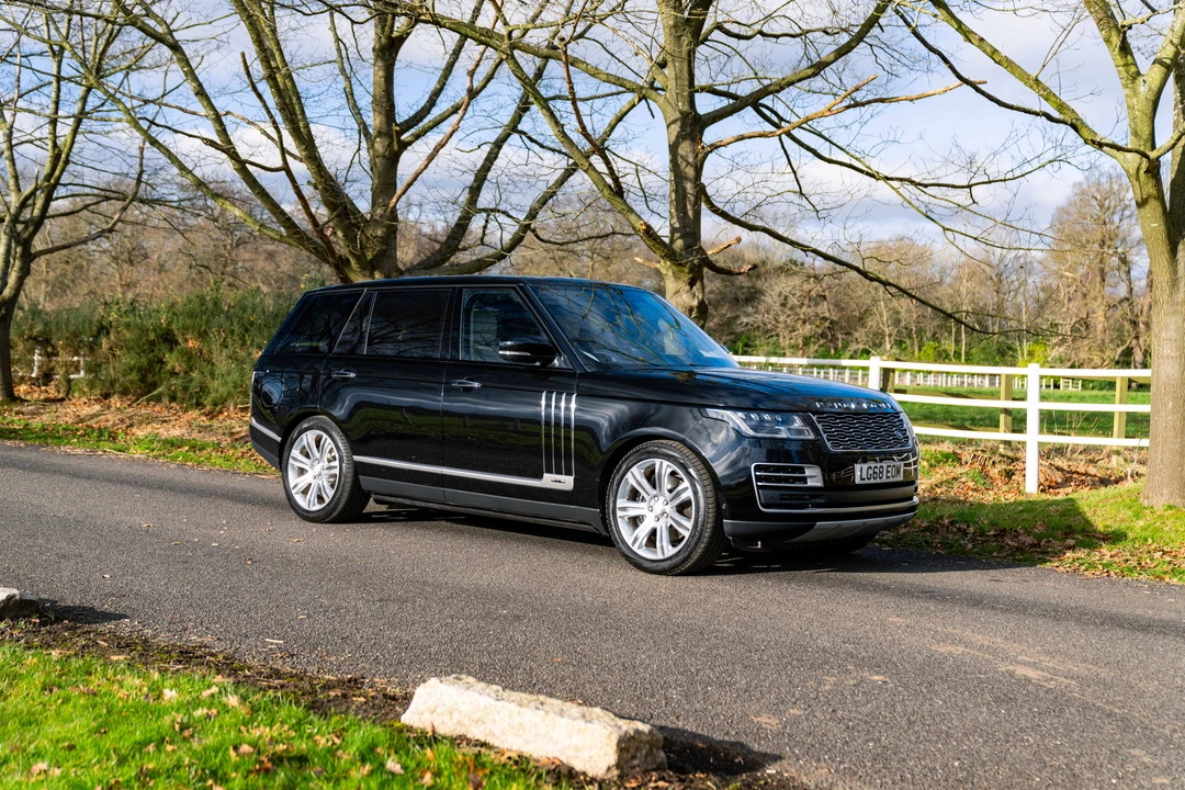2018 Land Rover Range Rover L405 - Image 9 of 31