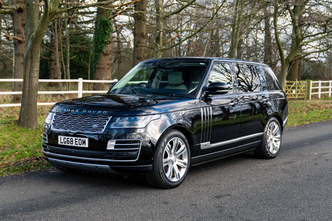 2018 Land Rover Range Rover L405 - Image 2 of 31