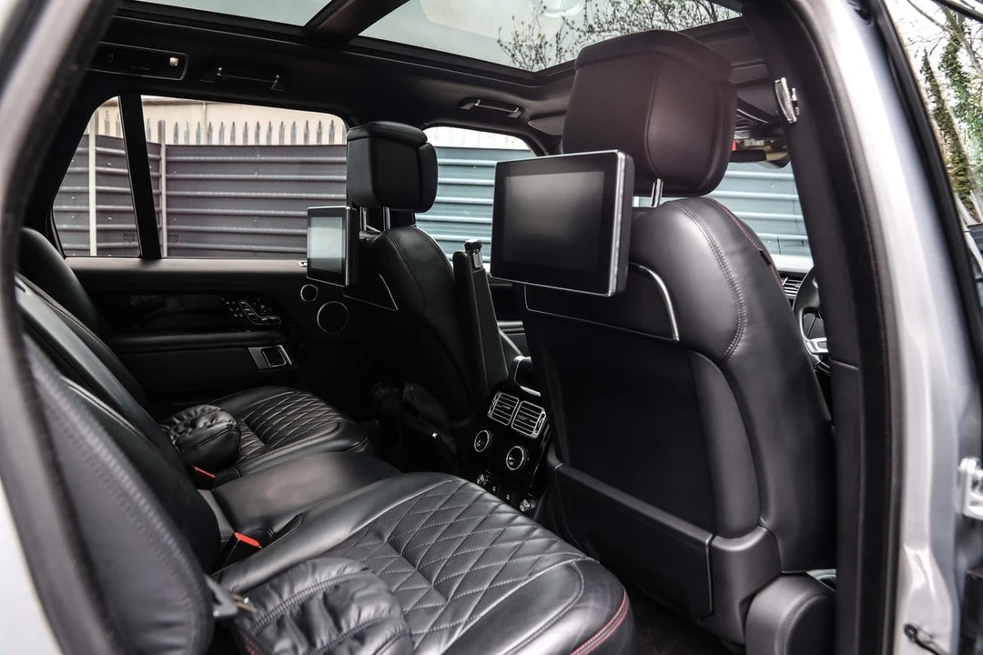 2018 Land Rover Range Rover L405 - Image 24 of 30