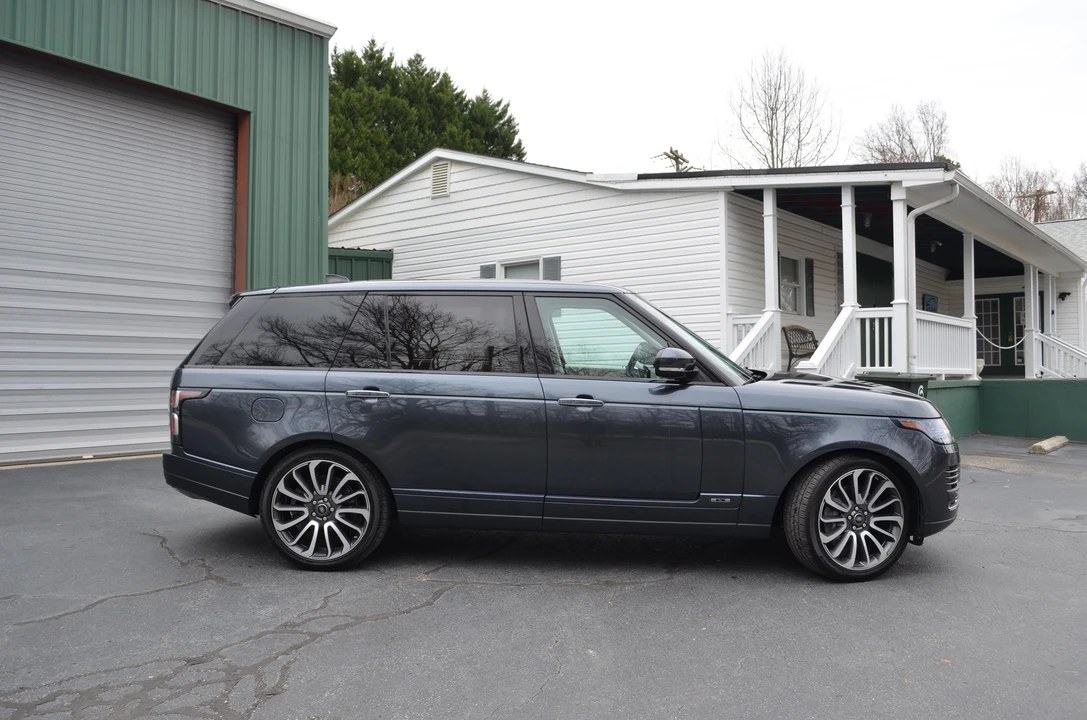 2018 Land Rover Range Rover L405 - Image 8 of 24