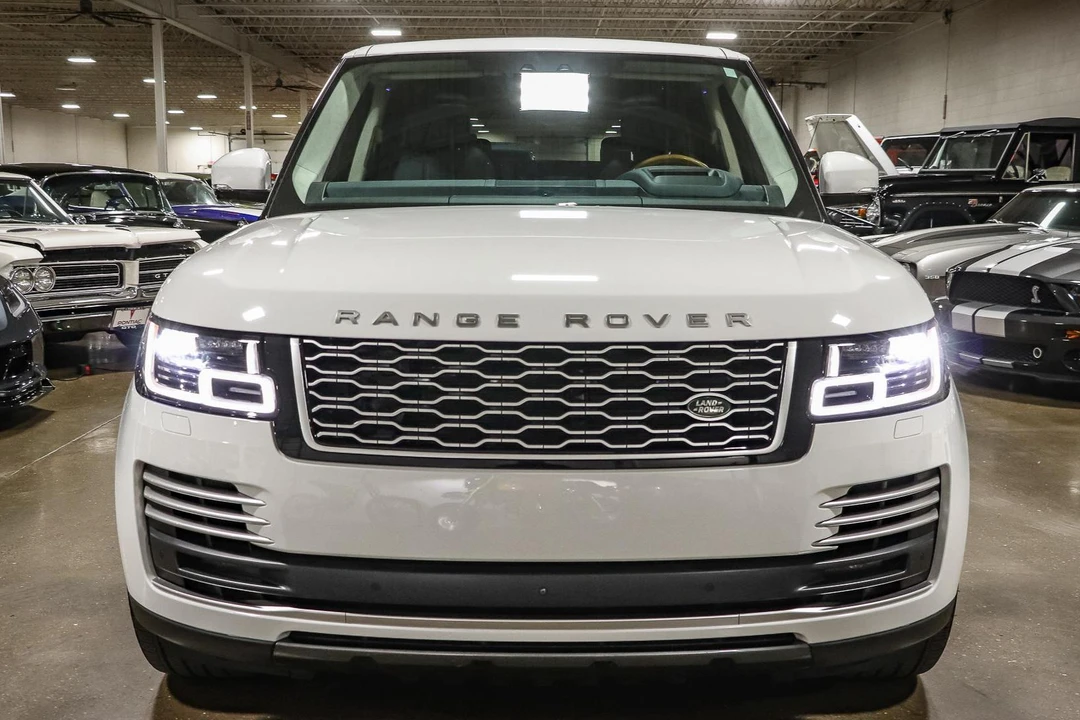 2018 Land Rover Range Rover L405 - Image 2 of 31
