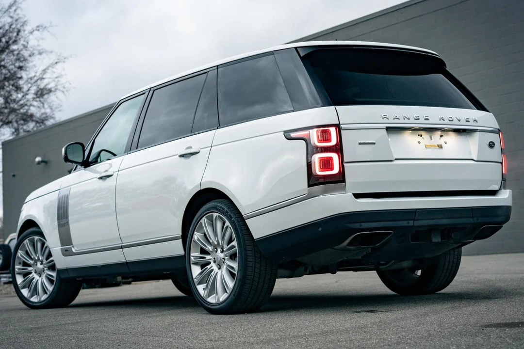 2018 Land Rover Range Rover L405 - Image 4 of 31